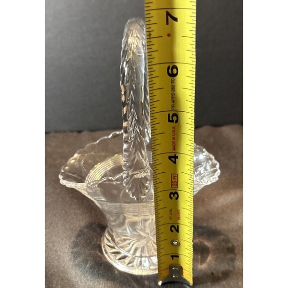 Antique Duncan & Miller Cut Glass Bridal Basket with Detailed  Etched Flowers - Picture 12 of 15